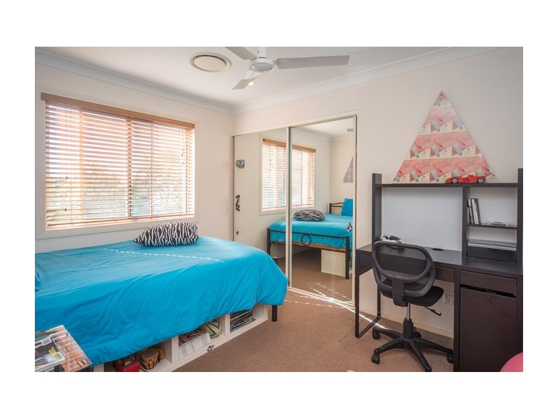 2 Ken Crescent Monterey Keys, Helensvale QLD 4212