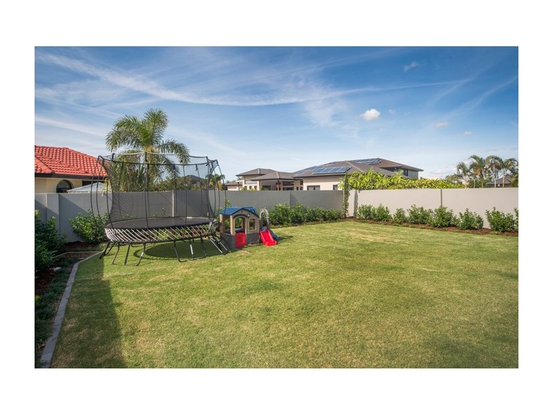 2829 Gracemere Circuit East, Hope Island QLD 4212