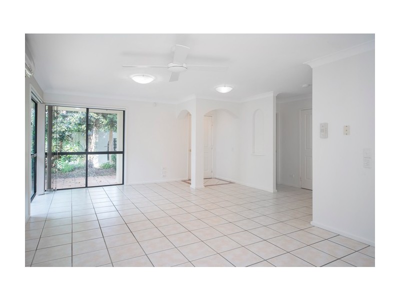 42/60 Caseys Road, Hope Island QLD 4212