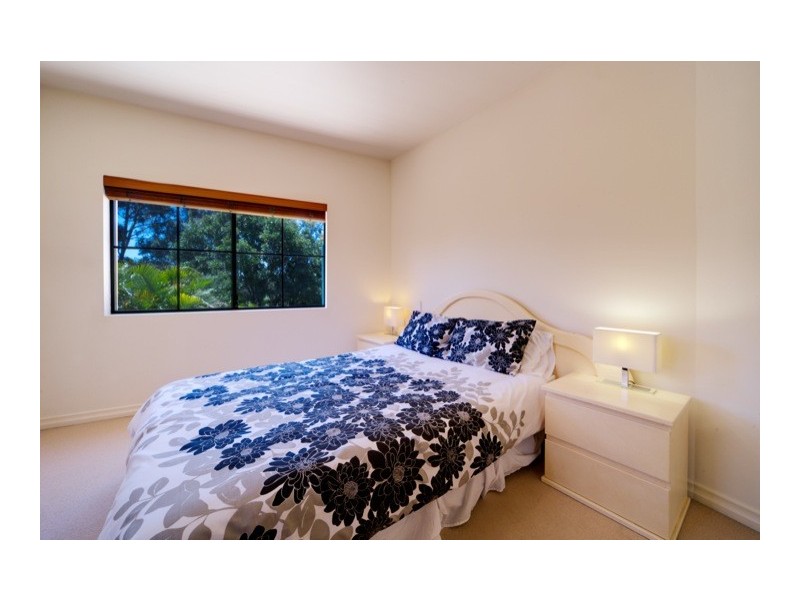 3269 Palladian Drive, Hope Island QLD 4212