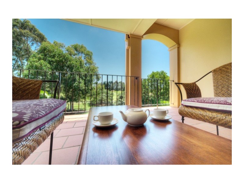3269 Palladian Drive, Hope Island QLD 4212