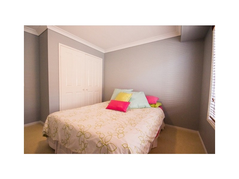 10 Glenwater Crescent, Monterey Keys QLD 4212