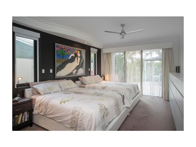 2161 Beaufort Way, Hope Island QLD 4212