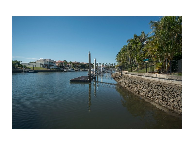 2161 Beaufort Way, Hope Island QLD 4212