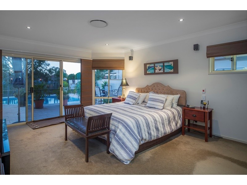 1084 Killymoon Drive, Hope Island QLD 4212