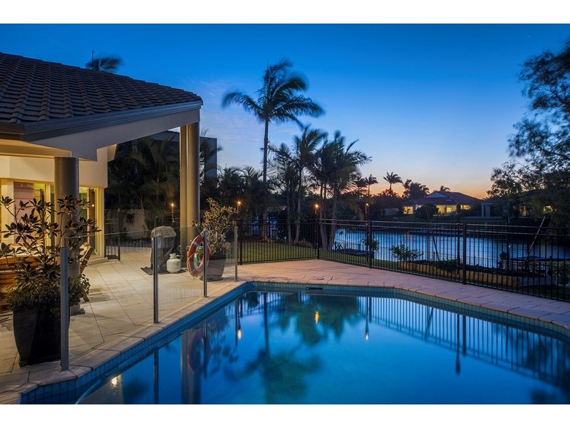 1084 Killymoon Drive, Hope Island QLD 4212