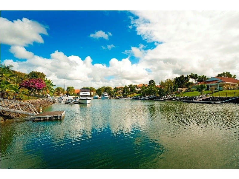 1084 Killymoon Drive, Hope Island QLD 4212