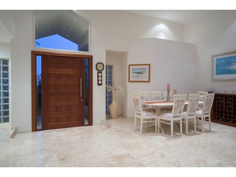 1084 Killymoon Drive, Hope Island QLD 4212