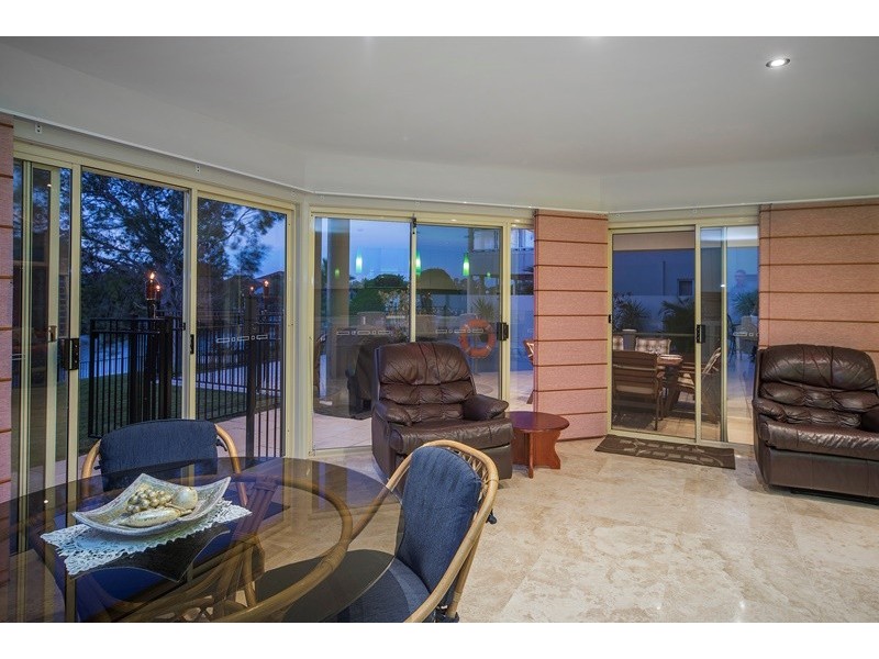 1084 Killymoon Drive, Hope Island QLD 4212