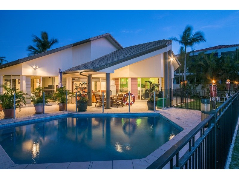 1084 Killymoon Drive, Hope Island QLD 4212