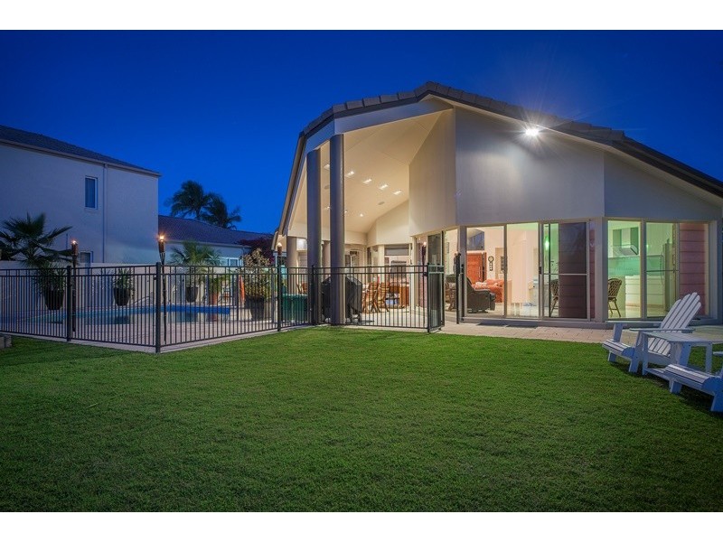 1084 Killymoon Drive, Hope Island QLD 4212