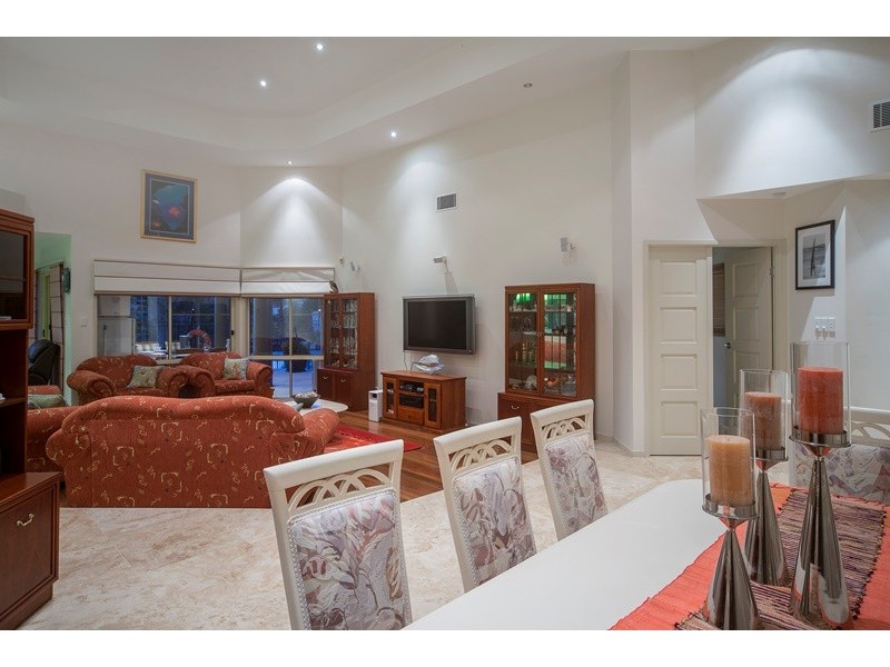 1084 Killymoon Drive, Hope Island QLD 4212