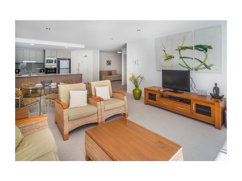 1114/2 Activa Way, Hope Island QLD 4212