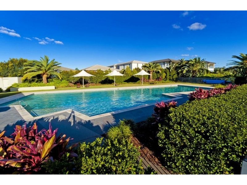 7657 Fairway Boulevard, Hope Island QLD 4212