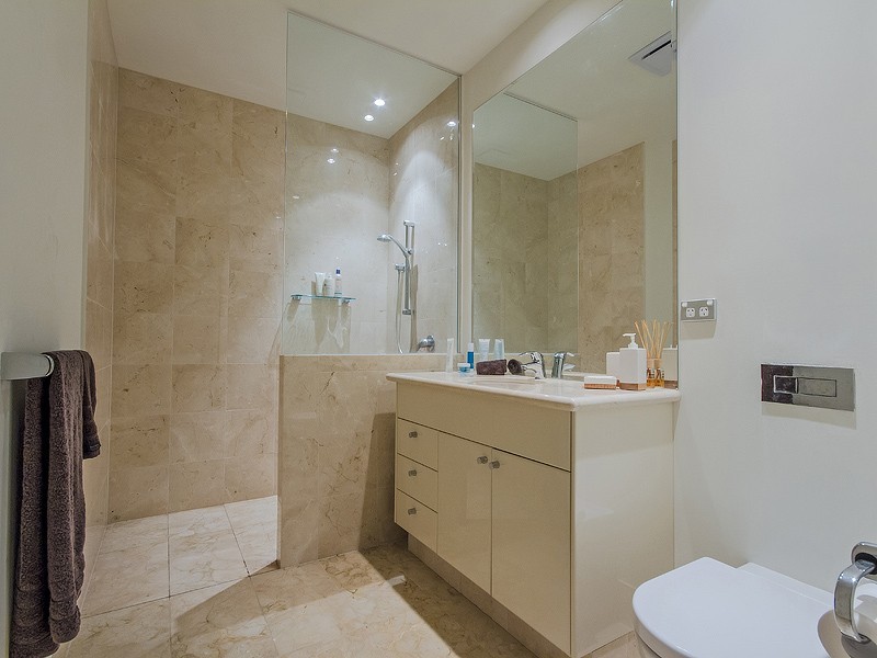 1133 Beechwood Drive, Hope Island QLD 4212