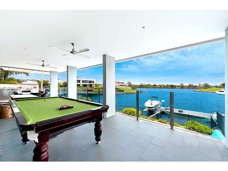 31 Ferrymans Court, Helensvale QLD 4212