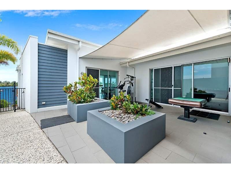31 Ferrymans Court, Helensvale QLD 4212