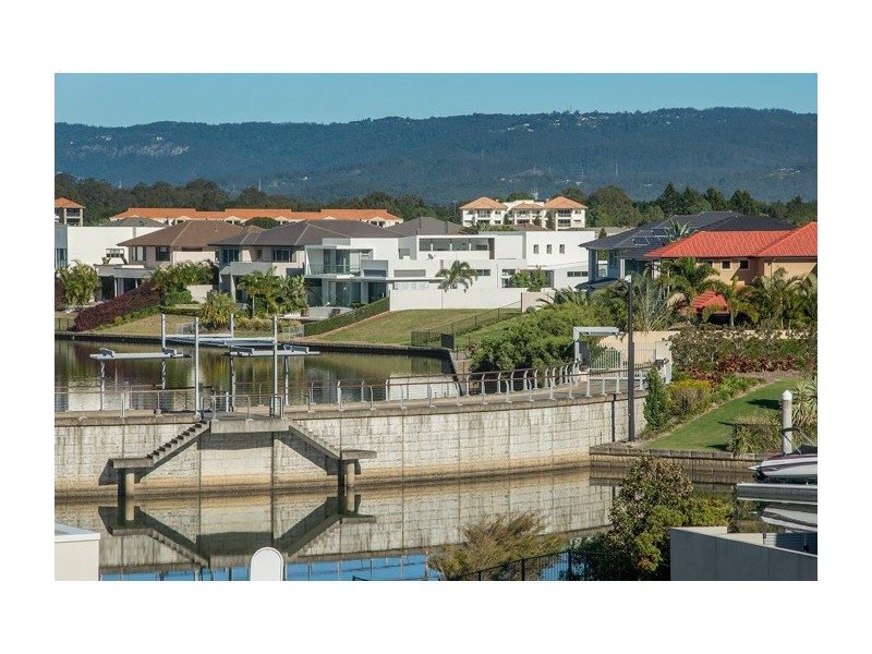 2317/2 Activa Way, Hope Island QLD 4212