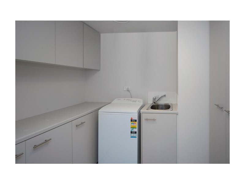 2317/2 Activa Way, Hope Island QLD 4212