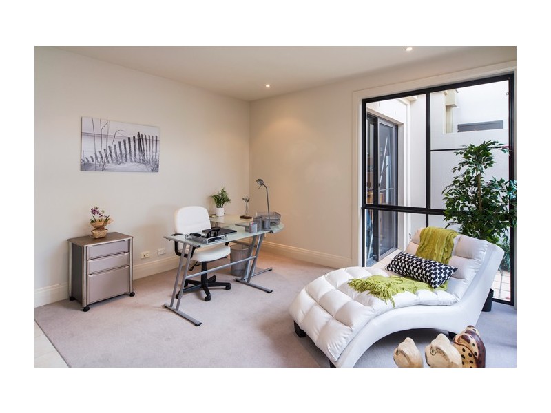 1511 Rosebank Way West, Hope Island QLD 4212