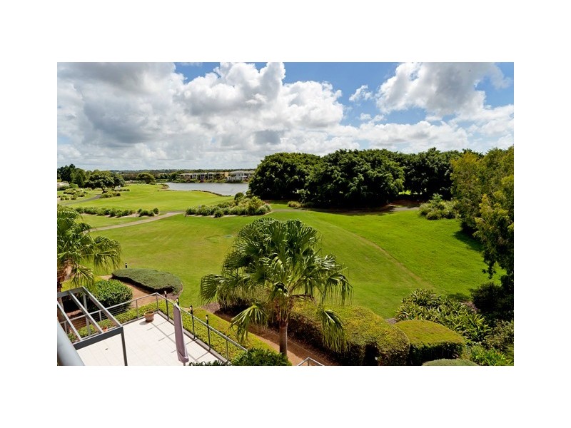 8435 Magnolia Drive East, Hope Island QLD 4212