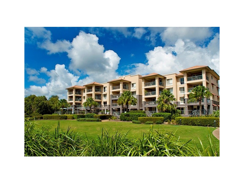 8435 Magnolia Drive East, Hope Island QLD 4212