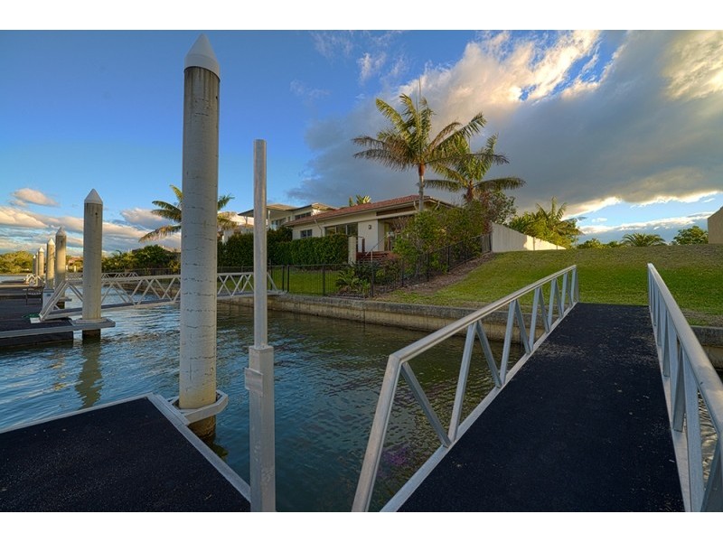6196 Bolsena Circuit, Hope Island QLD 4212