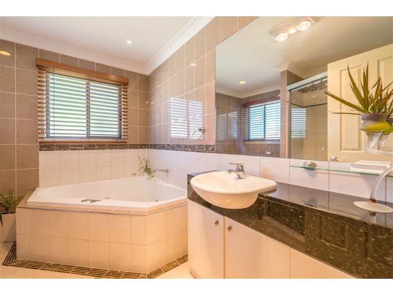 31 Lee-Anne Crescent, Helensvale QLD 4212