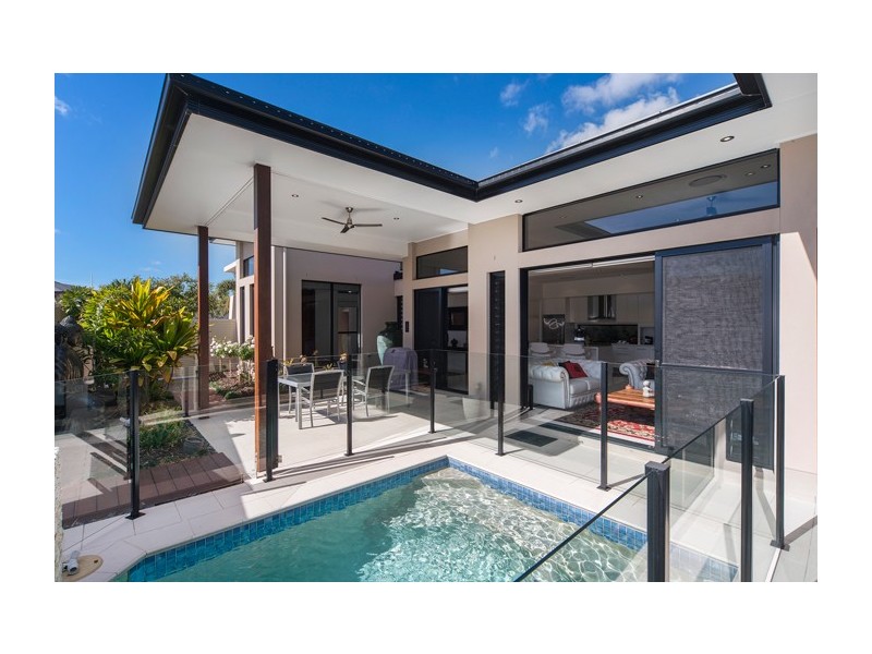 2835 Wylarah Way, Hope Island QLD 4212