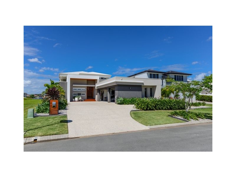 136 The Peninsula, Monterey Keys, Helensvale QLD 4212