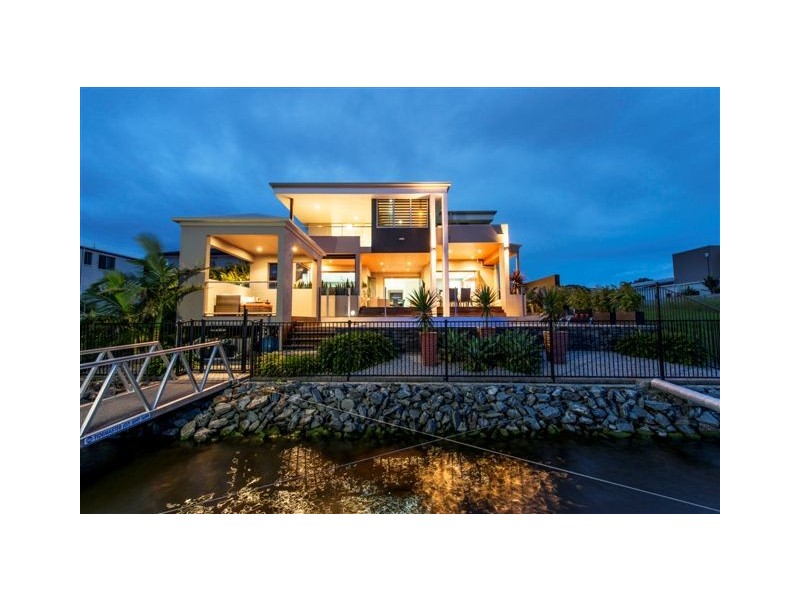 136 The Peninsula, Monterey Keys, Helensvale QLD 4212