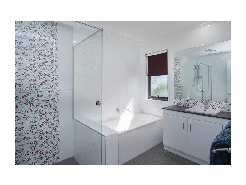 7698 Fairway Boulevard, Hope Island QLD 4212