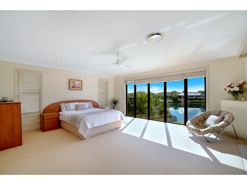 45 Lee-Anne Crescent, Helensvale QLD 4212