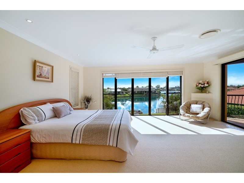 45 Lee-Anne Crescent, Helensvale QLD 4212