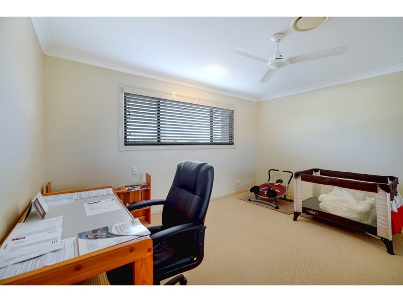 45 Lee-Anne Crescent, Helensvale QLD 4212