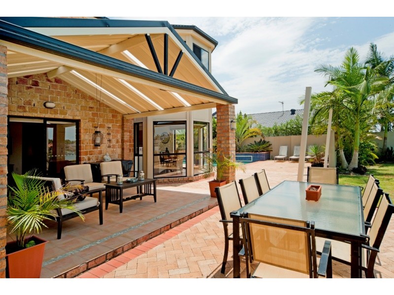 31 Glenwater Crescent, Helensvale QLD 4212
