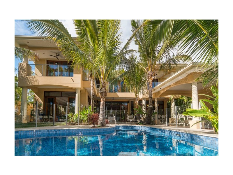 2580 Gracemere Circuit North, Hope Island QLD 4212