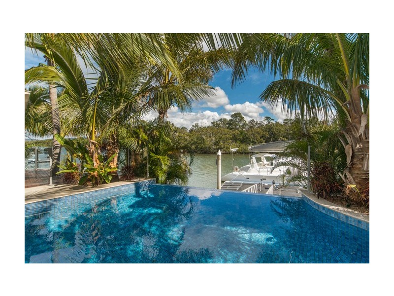 2580 Gracemere Circuit North, Hope Island QLD 4212