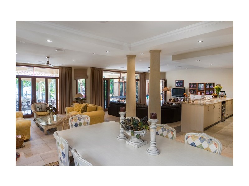 2580 Gracemere Circuit North, Hope Island QLD 4212