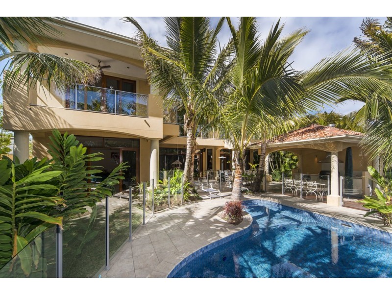 2580 Gracemere Circuit North, Hope Island QLD 4212