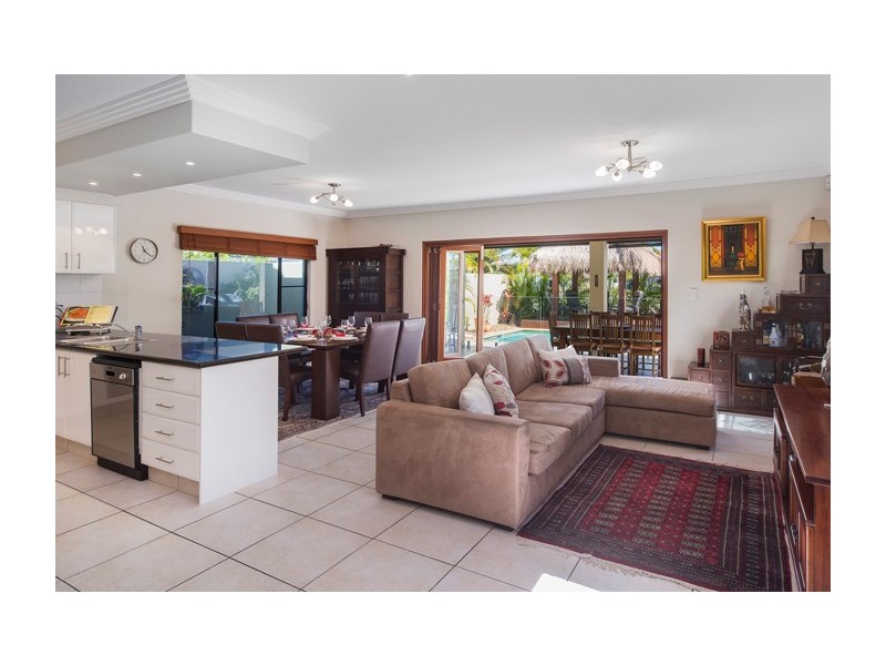 2546 Gracemere Circuit West, Hope Island QLD 4212