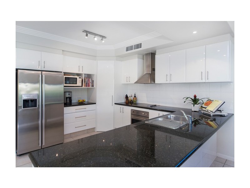 2546 Gracemere Circuit West, Hope Island QLD 4212