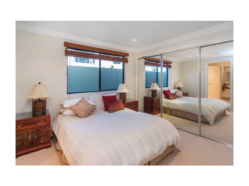 2546 Gracemere Circuit West, Hope Island QLD 4212