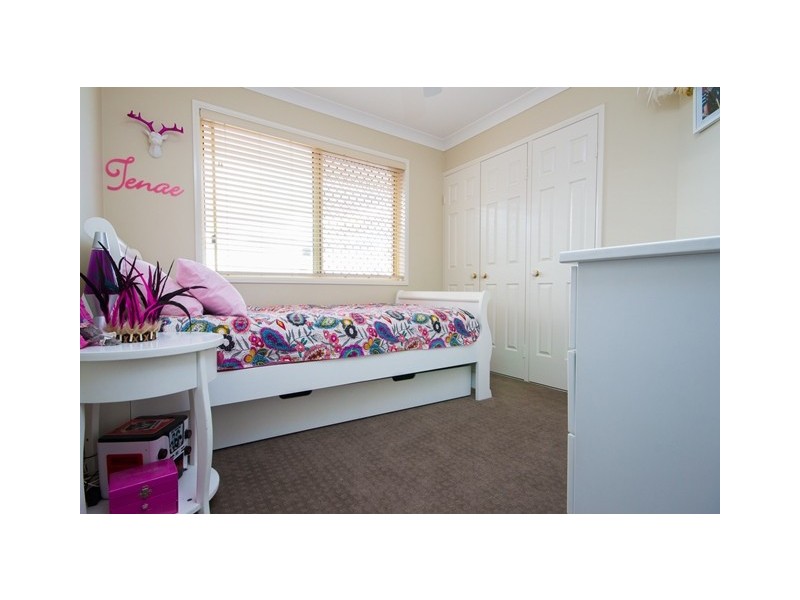 11 Oyster Cove Promenade, Helensvale QLD 4212