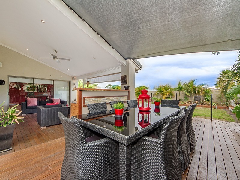 5 Edgewater Place, Helensvale QLD 4212