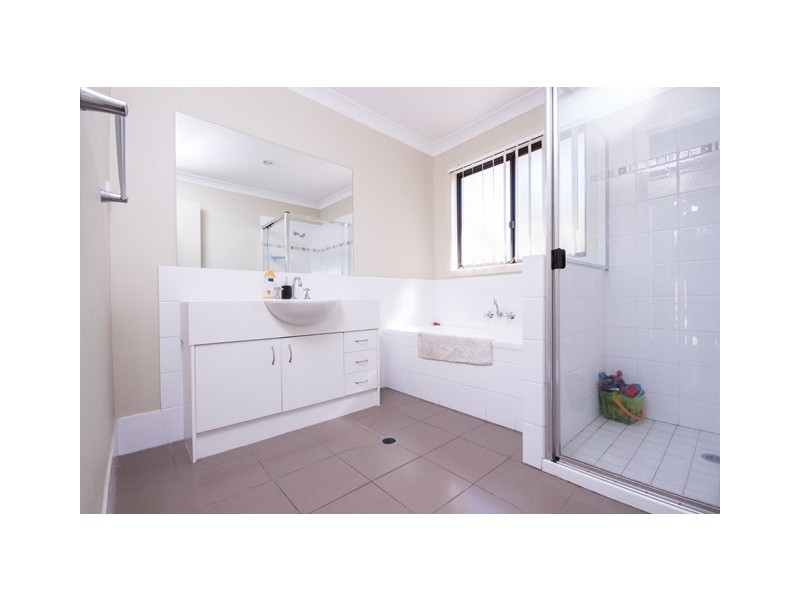 11 Moorhen Street, Coomera QLD 4209