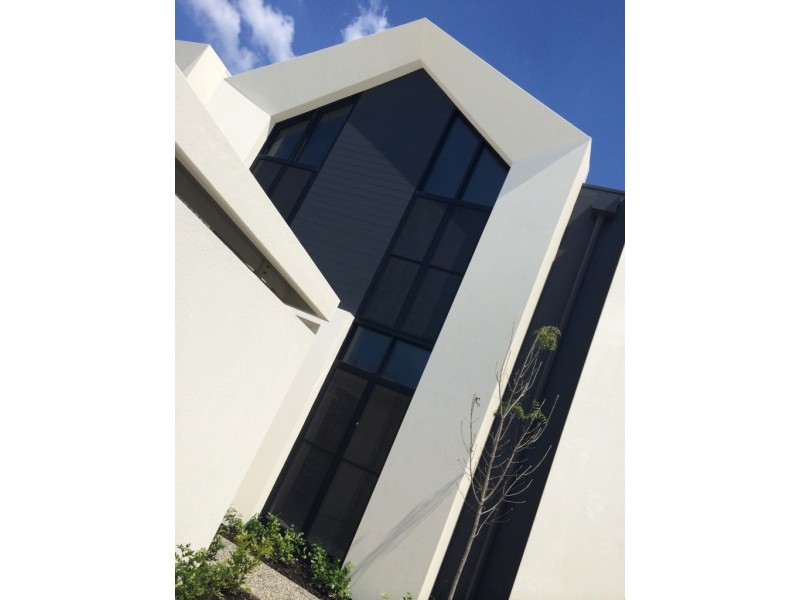 80 Peninsula Drive, Robina QLD 4226