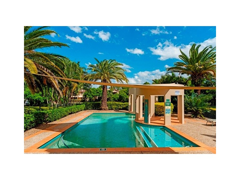 13/23 Santa Barbara Road, Hope Island QLD 4212