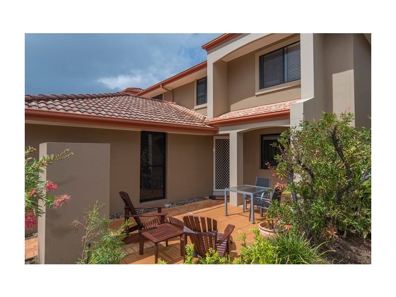 13/23 Santa Barbara Road, Hope Island QLD 4212
