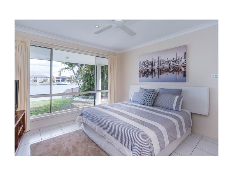 26 Champagne Boulevard, Helensvale QLD 4212